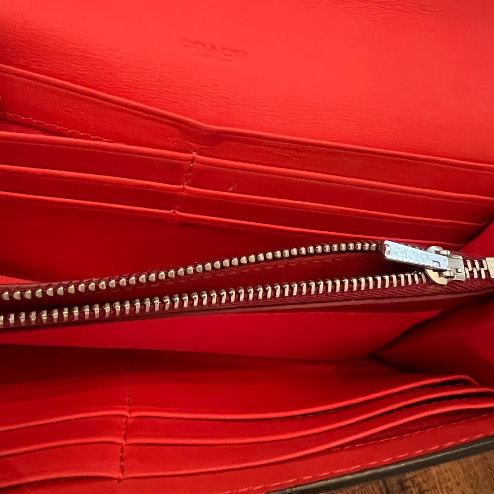 Coach | Slim Envelope Wallet - Picture 8 of 10